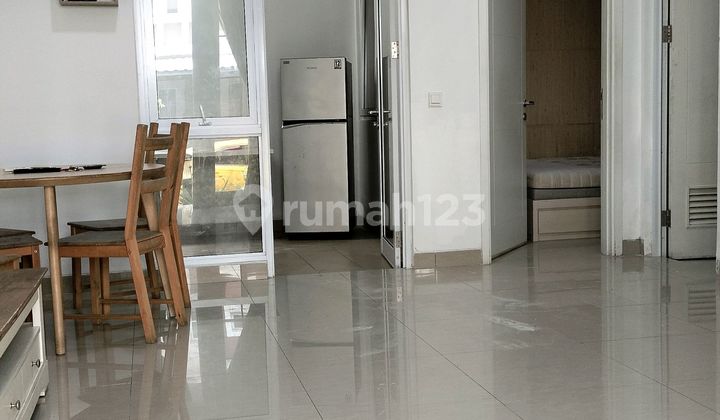 Beautiful 2-Story House 2