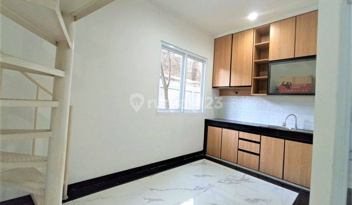 Disewakan Rumah Baru di Mampang Prapatan Jakarta Selatan 3