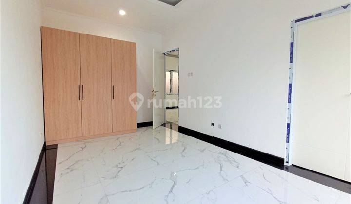 Disewakan Rumah Baru di Mampang Prapatan Jakarta Selatan 8