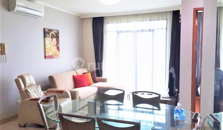Dijual Apartemen Hampton Park Tipe 3 BR Full Furnished Dijual Apartemen Hampton Park Tipe 3 BR Full Furnished