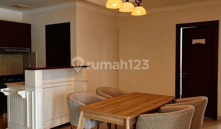 Disewakan Apartemen Denpasar Residence 3 BR - Furnished 2