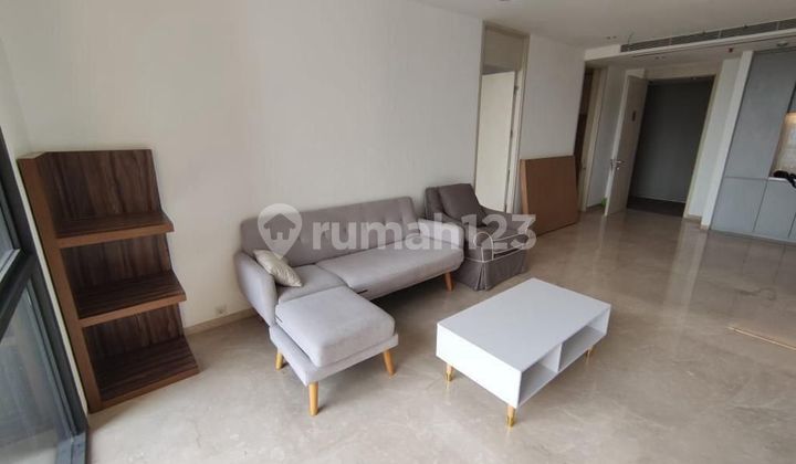 Dijual Apartemen Izzara - Tipe 2BR Semi Furnished