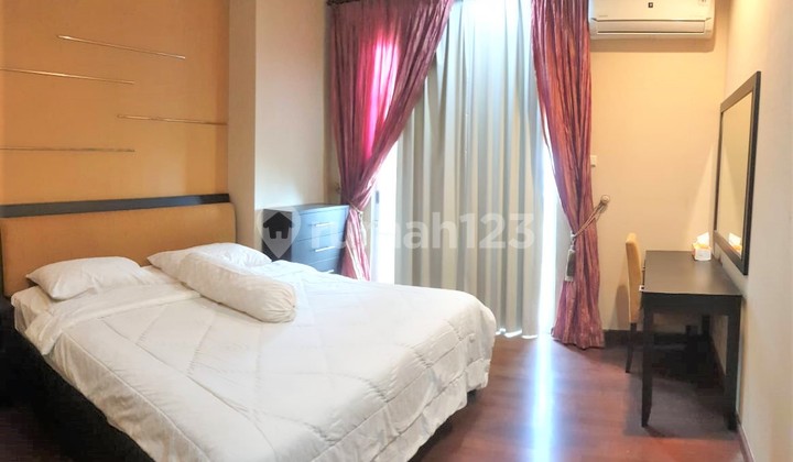 Dijual Apartemen Belleza Tipe 2 BR Kondisi Furnished 2