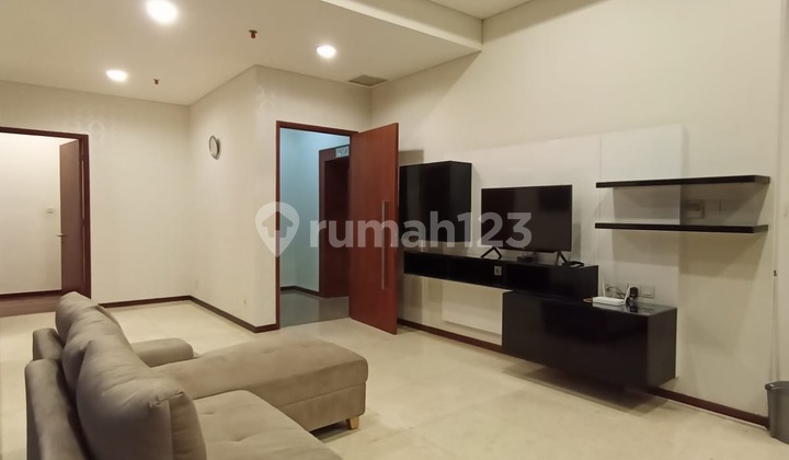 Dijual Apartemen Senopati Penthouse 2+1 BR Furnished Dijual Apartemen Senopati Penthouse 2+1 BR Furnished