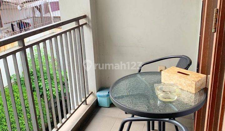 Rumah minimalis modern cantik dan terawat di Cinere 2