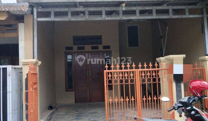 Rumah Murah 2,5 Lantai Lokasi Strategis di Pondok Kelapa 1