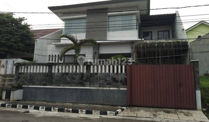 Rumah Cantik dan Terawat dalam Komplek Cinere 1