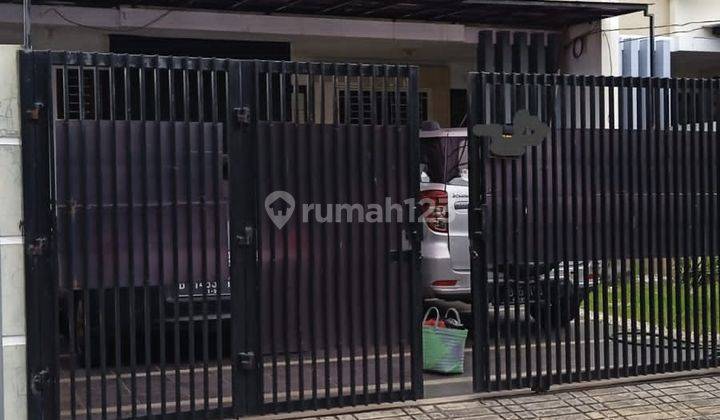 Rumah Minimalis Siap Huni dalam Komplek di Pondok Kelapa 1