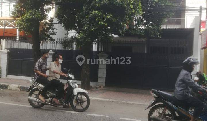 Rumah Cantik dan Strategis di Duren Sawit, Jaktim 2