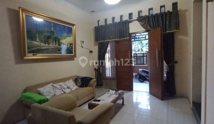 Rumah Minimalis 2 Lantai Nyaman Asri Bagus di Pondok Kelapa 2