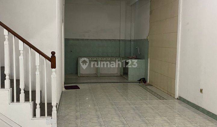 Rumah Siap Huni Dekat Al Azhar Rawamangun