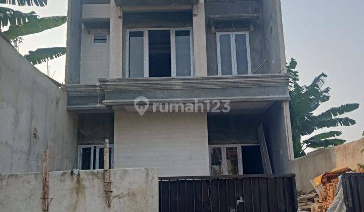 Rumah Mewah 2 Lantai di Komplek Elit Pondok Kelapa, Jaktim 1