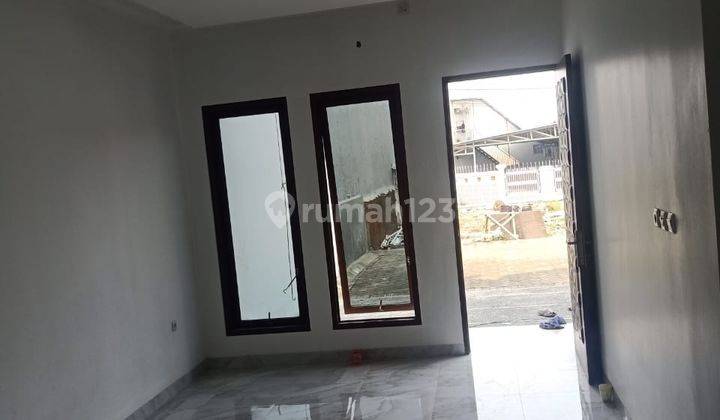 Rumah Mewah Lantai Di Duren Sawit Jaktim 2