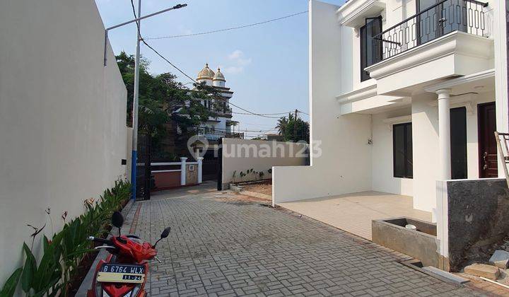 Rumah Siap Huni Dekat Jl. Raya di Jatibening 2