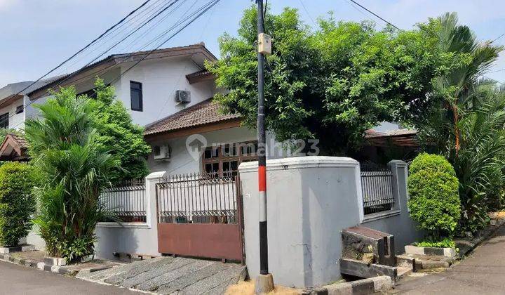 Rumah 2 Lantai Dalam Komplek Elit Lokasi Strategis di Pondok Kelapa 1