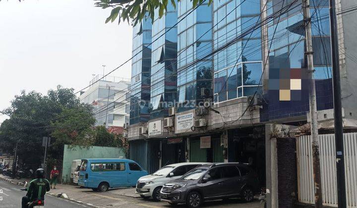 Ruko 4 Lantai + Rooftop di Jatinegara, Jaktim 1