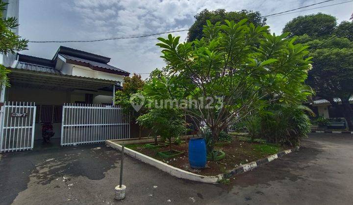 Dijual Rumah di Jatiwaringin Hanya 2km Ke Toll Pd.gede  1