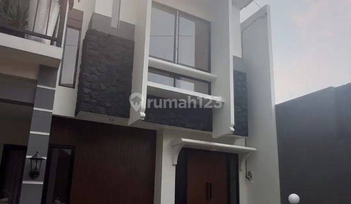 Rumah Dijual 2 Lantai Pancoran Mas Depok, Dalam Perumahan 2