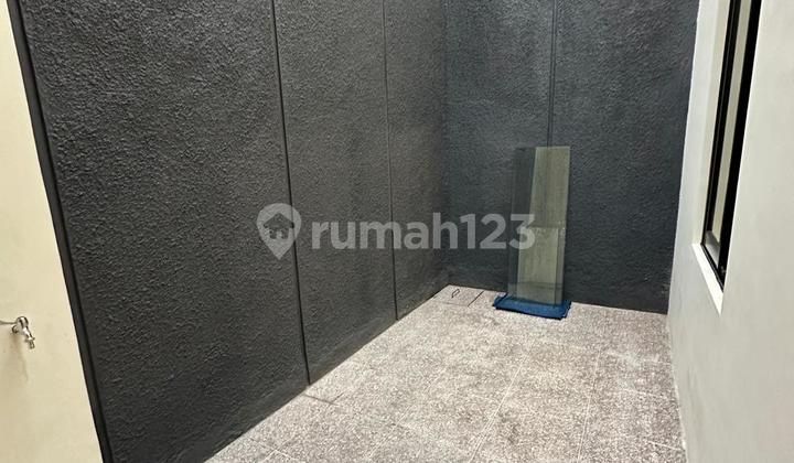 Rumah Ada Attic Room Nya Di Cluster Green Tunnel Alam Sutera 2