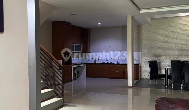 Rumah Cantik Semi Furnished Di Modernland Tangerang