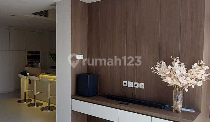 Super Luxurious Furnishing! Sold at a Loss: Base Price 3 M, Now Only 2.1 M, Still Negotiable! The Smith Alam Sutera 2