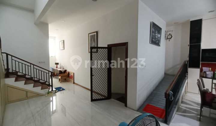 Beach House Pantai Indah Kapuk Crown Golf 8x23 Neat Furnish SHM 2 Floors 2