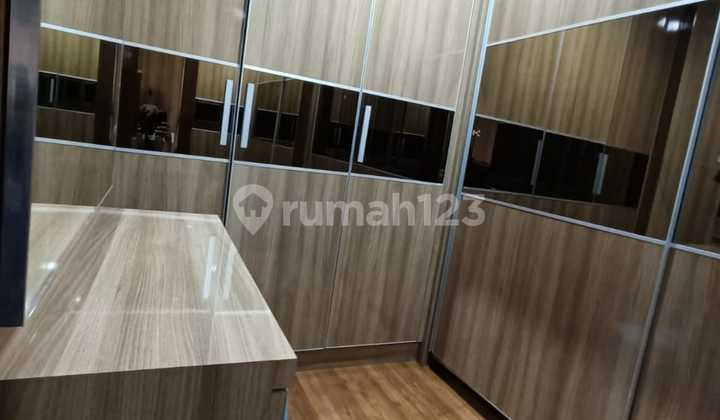 Beach House Pantai Indah Kapuk Crown Golf 8x23 Neat Furnish SHM 2 Floors