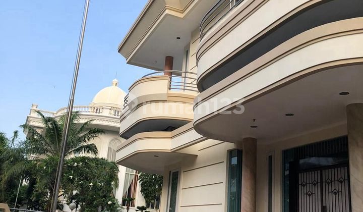 For sale/rent Pik House 820 2 floors Exclusive Cluster