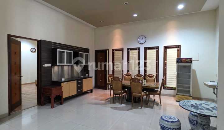 House for Rent PIK 12X30, 5 Bedrooms, 3 Floors, Fully Furnished, Neat, Near BBS. 2