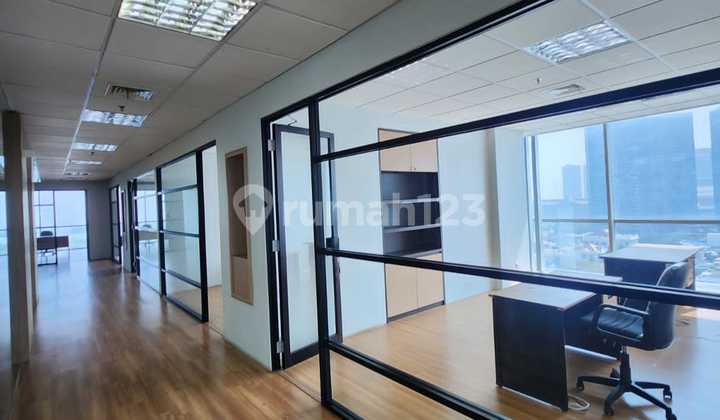 Sewa office space THE SUITE di PIK dekat PIK avenue 512m furnish