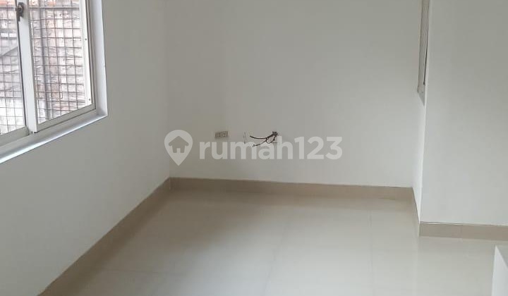 Langka!! Rumah Golflake Residence Uk 10X20 2Lantai 4Kt+1 2