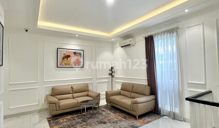 Sewa Rumah Pik Full Furnish 8X24 Bgm Dekat Mall Pik Avenue Mewah Sewa Rumah Pik Full Furnish 8X24 Bgm Dekat Mall Pik Avenue Mewah