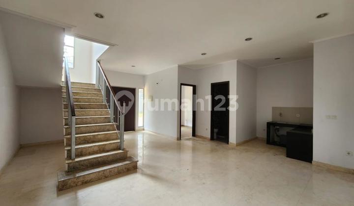 Disewa MURAH Rumah PIK Golf Island 8x15 4AC+Gorden Rapi siap huni Disewa MURAH Rumah PIK Golf Island 8x15 4AC+Gorden Rapi siap huni