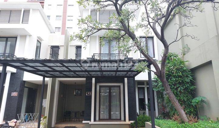 Disewakan Rumah/Town House Cosmo Park di atas Mall Thamrin City 2