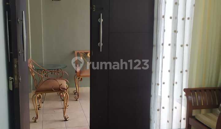 Disewakan Rumah/Town House Cosmo Park di atas Mall Thamrin City 2