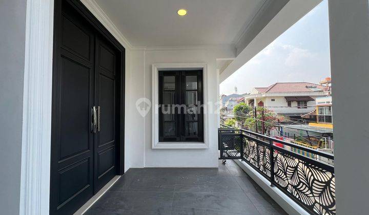 Rumah Baru Mewah  4 Lantai lift dan kolam renang lokasi kebayoran baru dekat pondok indah 1