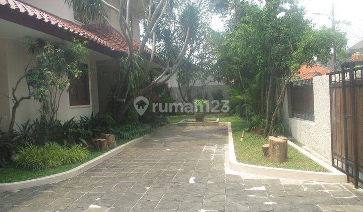 Rumah Asri Furnished Lingkungan Strategis Kemang Timur 2