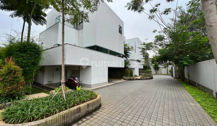 rent townhouse furnished private pool location ampera kemang close to simatupang   1