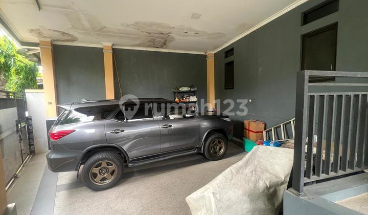 Rumah hook asri dalam perumahan pemandangan taman duren sawit jakarta timur  2