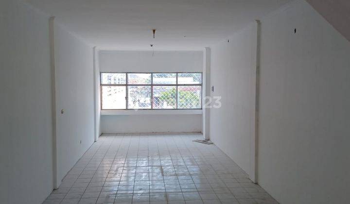 Dijual Ruko 2,5 Lantai Lokasi Strategis di Pasar Rebo 7
