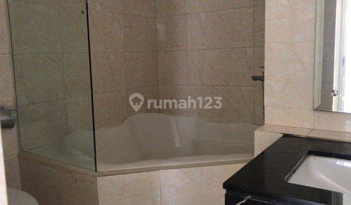Apartment The Mansion Kemayoran Tower Bellavista Lantai Rendah