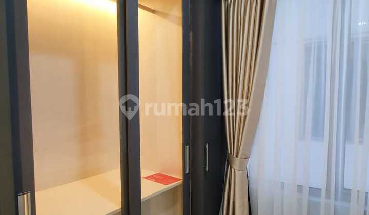 The Mansion Jasmine Kemayoran Tower Capilano Lantai Sedang