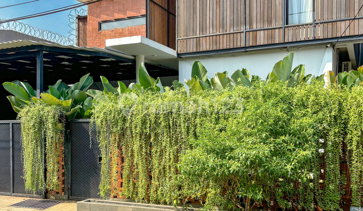 Rumah 2 Lantai di Tebet, jakarta selatan