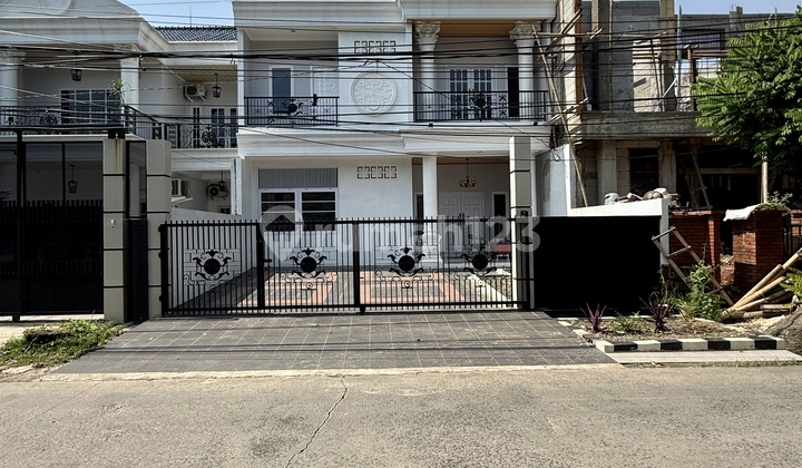 Rumah Bagus Di Cinere Depok Dalam Komplek