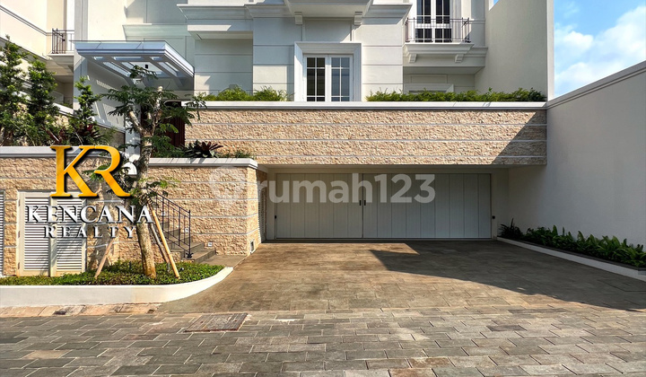 Kebayoran Baru Brand New Townhouse Jarang Ada