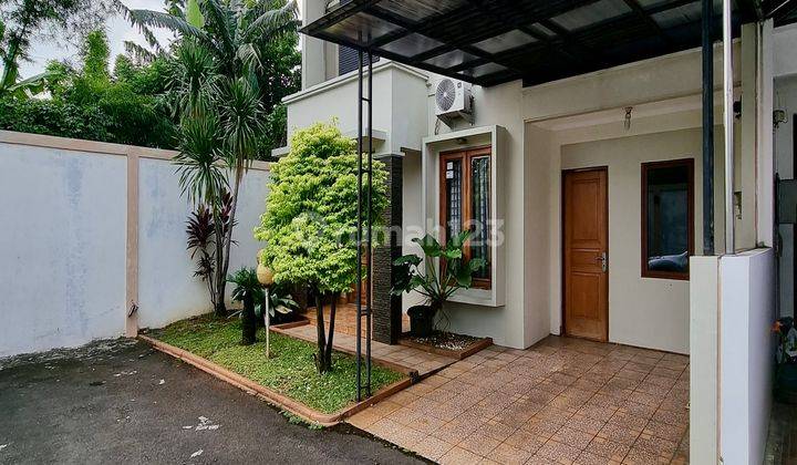  Rumah Furnished Bagus SHM - Sertifikat Hak Milik di Pejaten Barat Townhouse, Pejaten 2