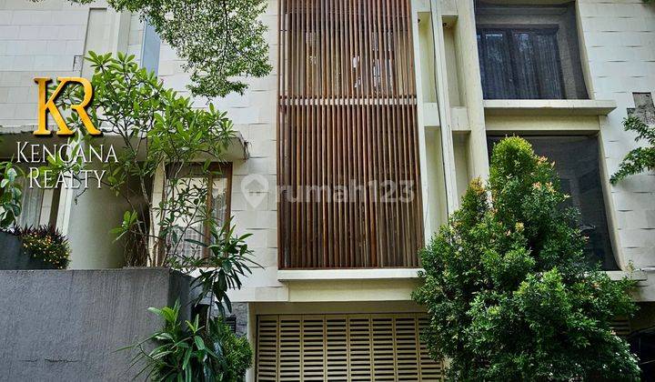  Rumah di Kemang, Kemang 3 Lantai Furnished Bagus SHM - Sertifikat Hak Milik 2