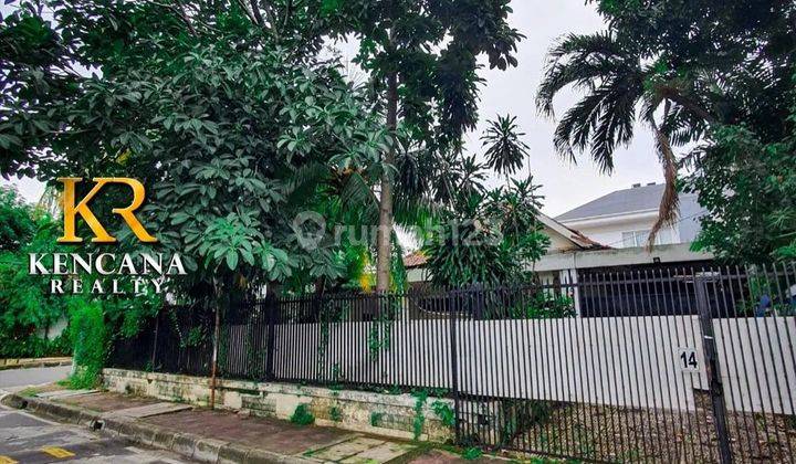  Rumah di Jl Ki Mangunsarkoro , Menteng Unfurnished Butuh Renovasi SHM - Sertifikat Hak Milik 2