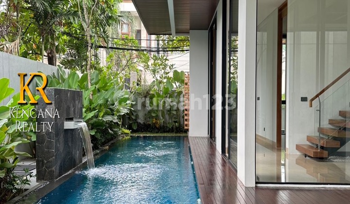  Rumah Baru Tropis Di Kemang, Kemang Semi Furnished Bebas Banjir  SHM 1