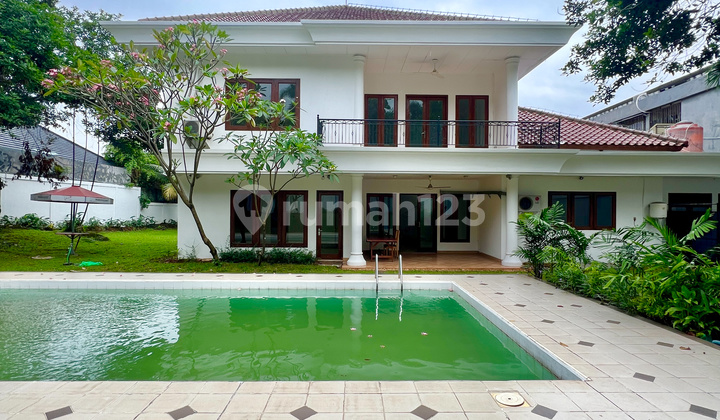 2-story house in Kemang, South Jakarta